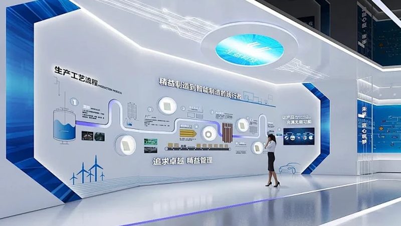 SaaS功能可以按照以下分类进行对比：